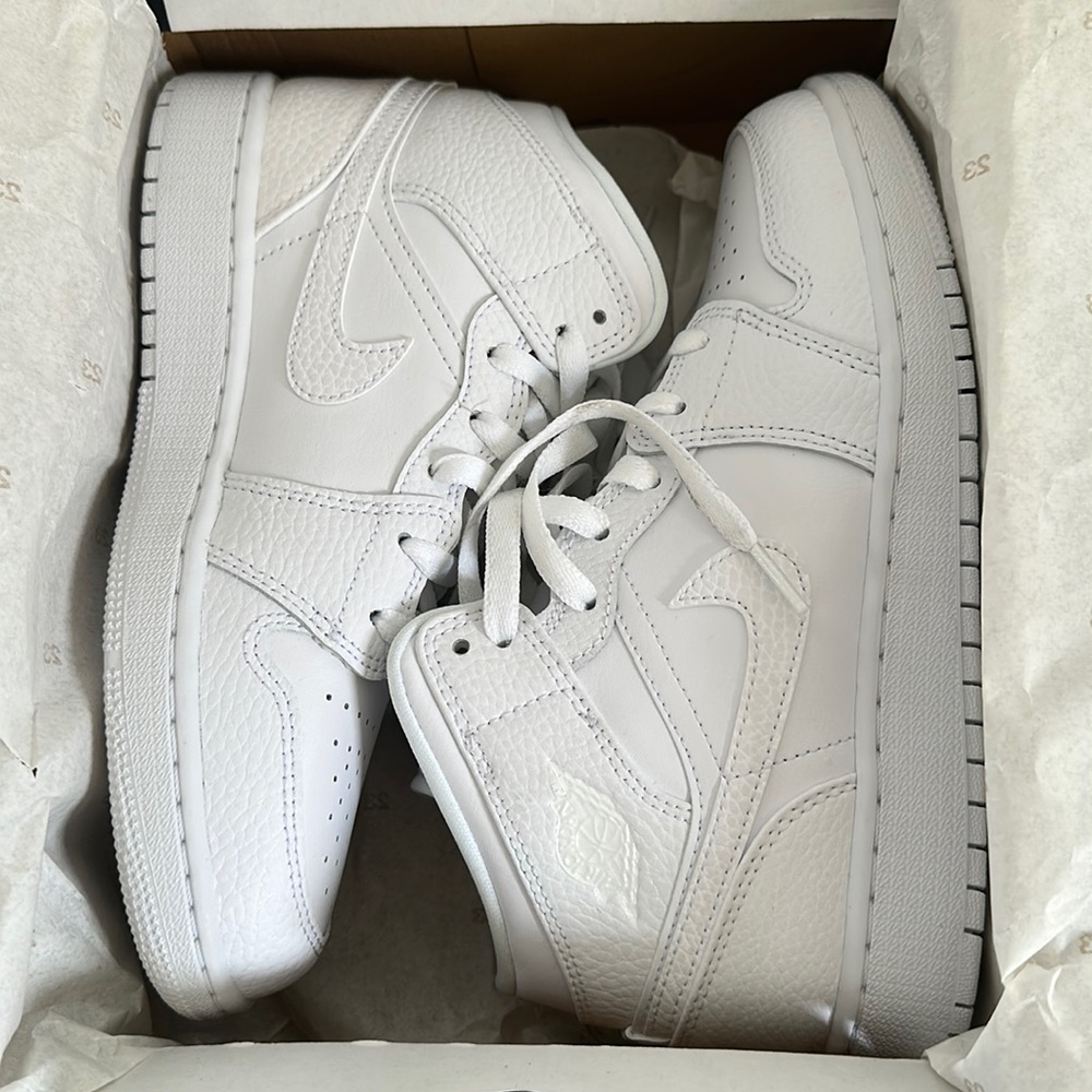 Air Jordan 1 MIDS WHITE